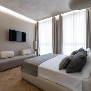 https://duomo-collection.italymilanhotels.net